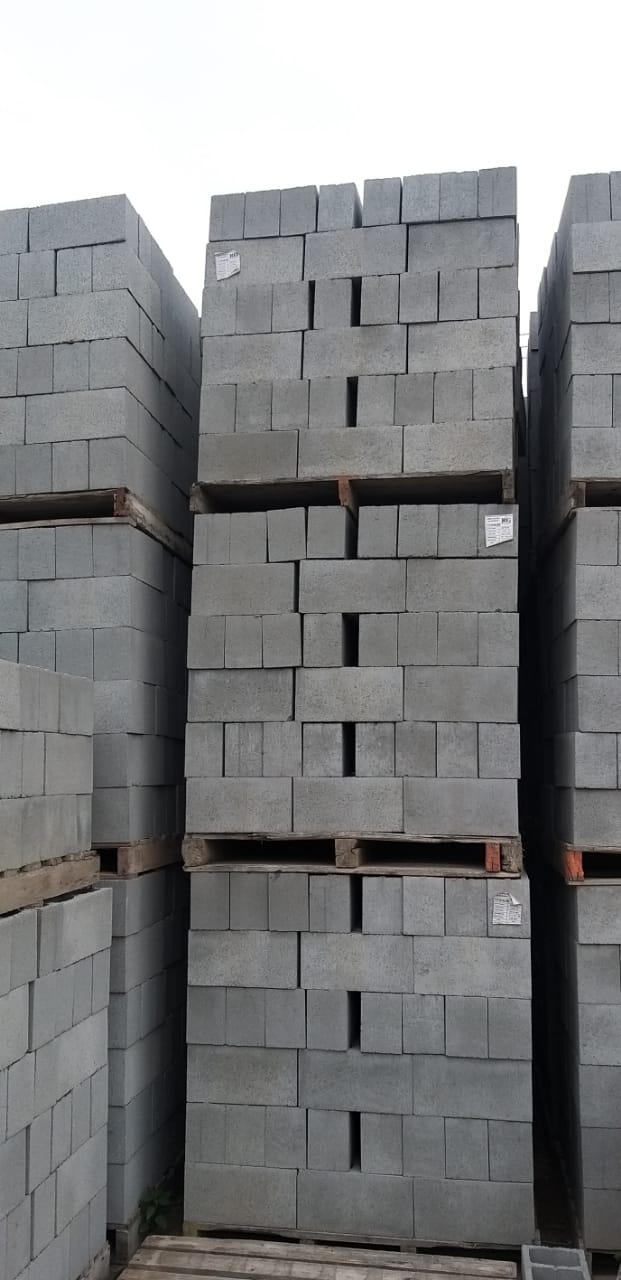 Bloco 14x19x39.jpeg