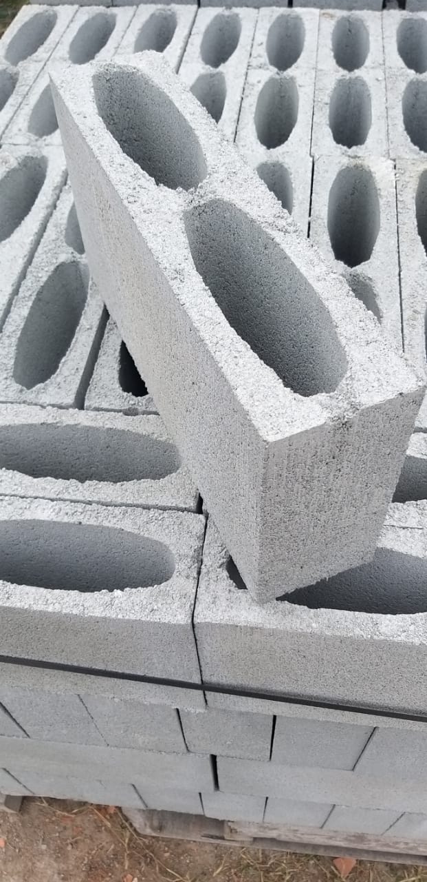 Bloco Vedação 09x19x39.jpeg